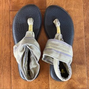 Sanuk yoga mat sandals gray and yellow women’s size 6